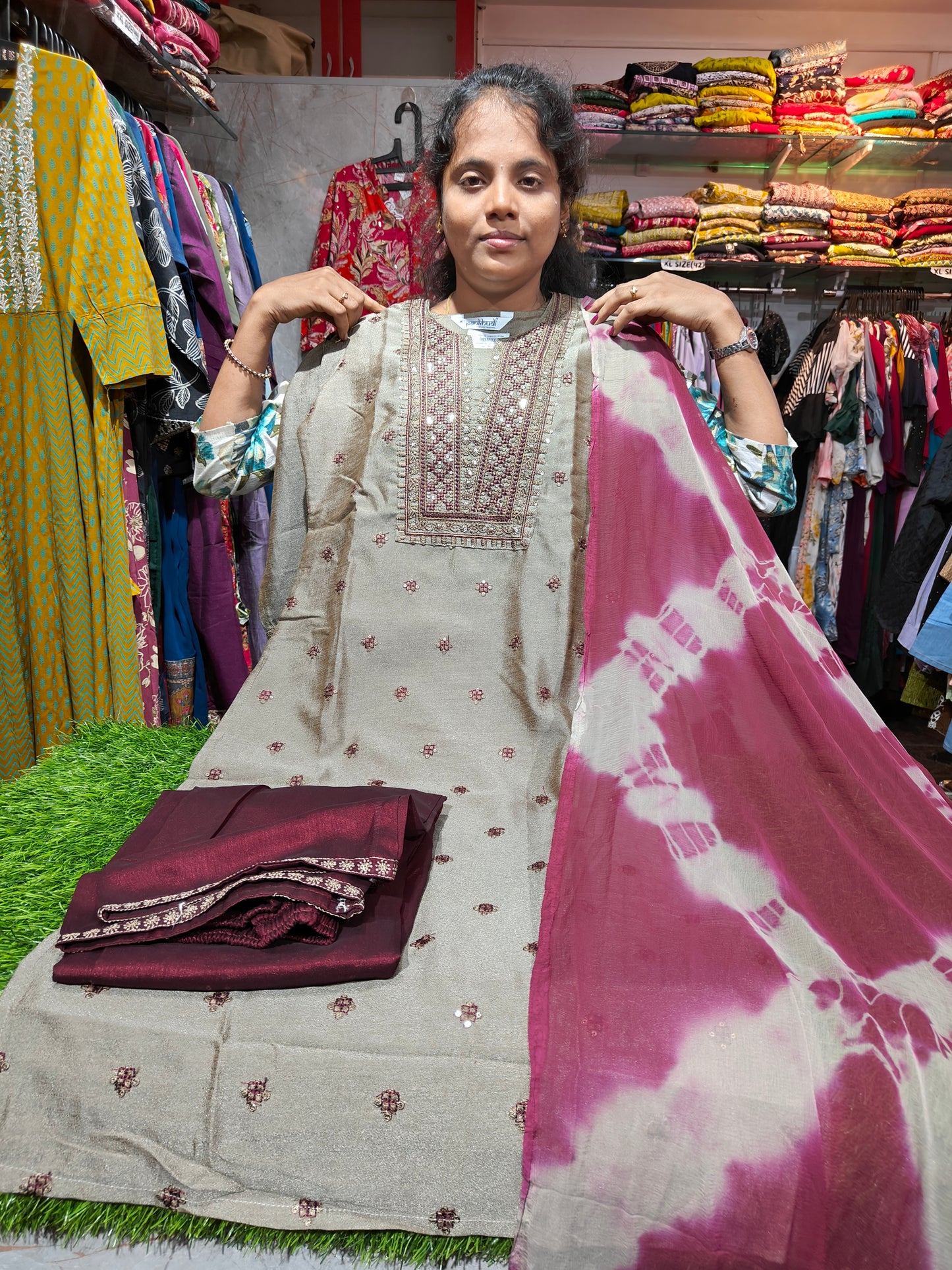 Women’s Silk Partywear Set – Elegant Festive Wear – Sizes M to XXL – ₹699 – BSS699