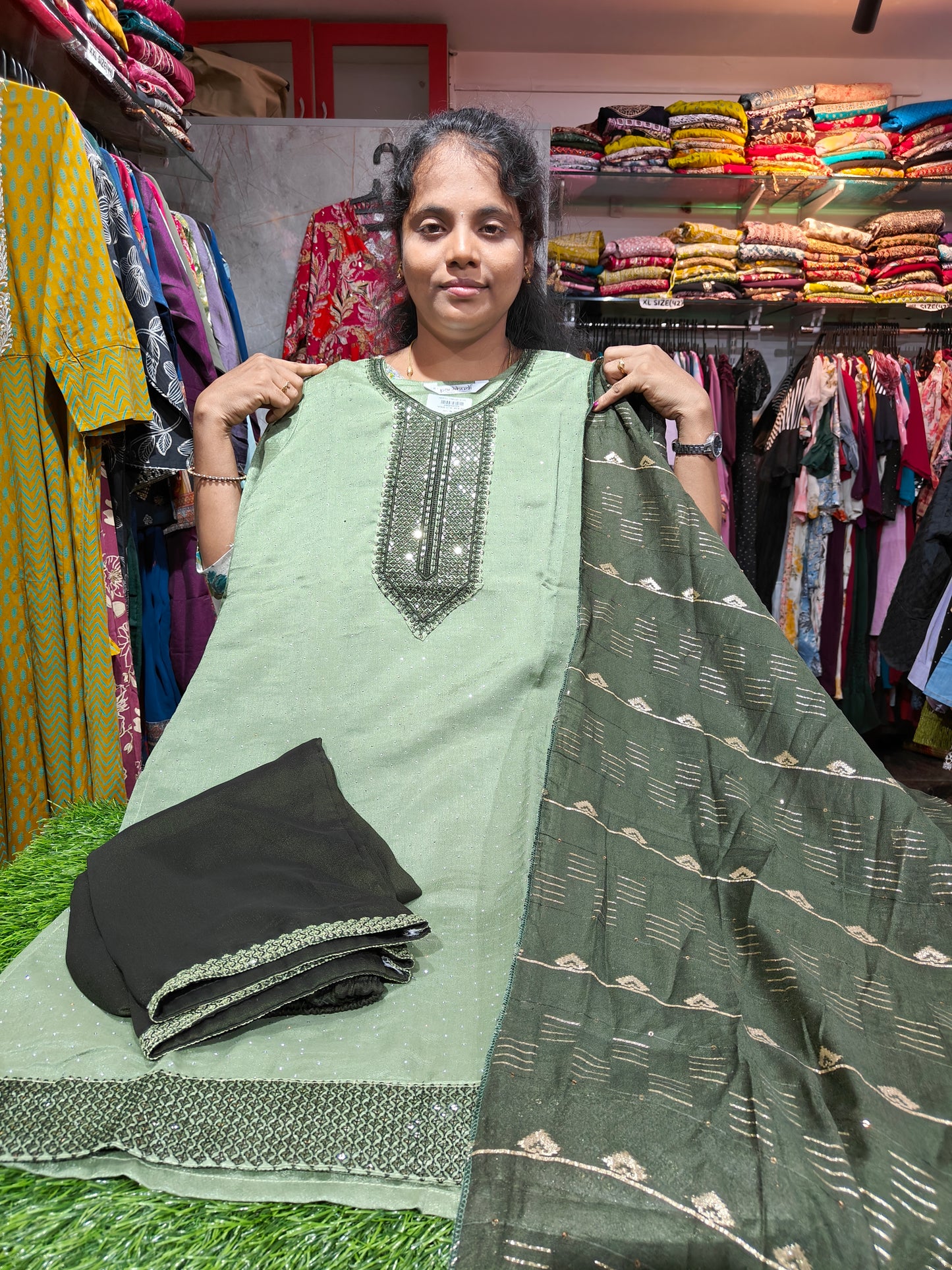 Women’s Silk Partywear Set – Sizes M to XXL – Elegant Festive Outfit – ₹699 – VST699