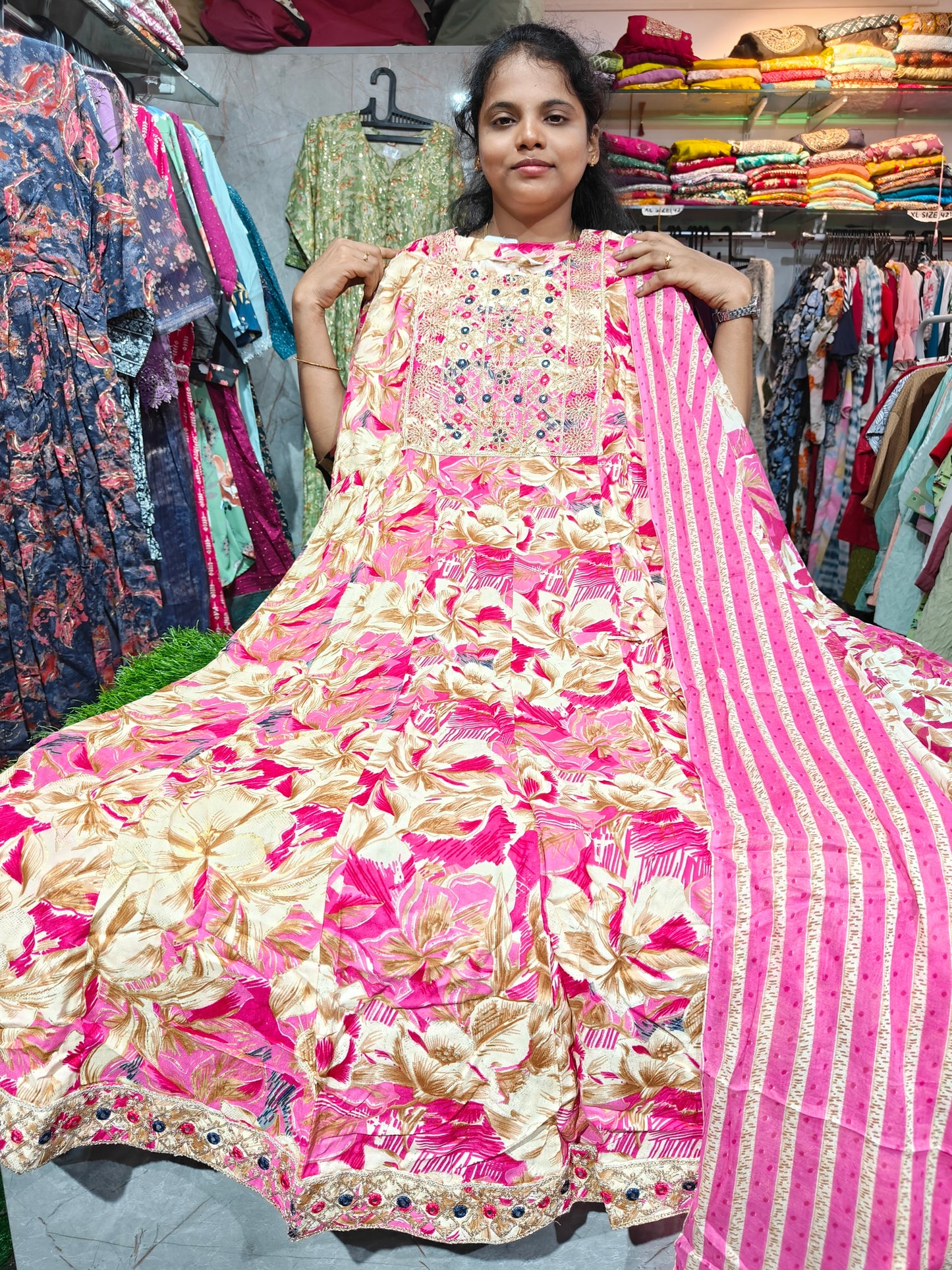 Branded Top with Shawl – Cotton Rayon | XL & XXL | Elegant Women’s Wear | ₹649 | TSM649