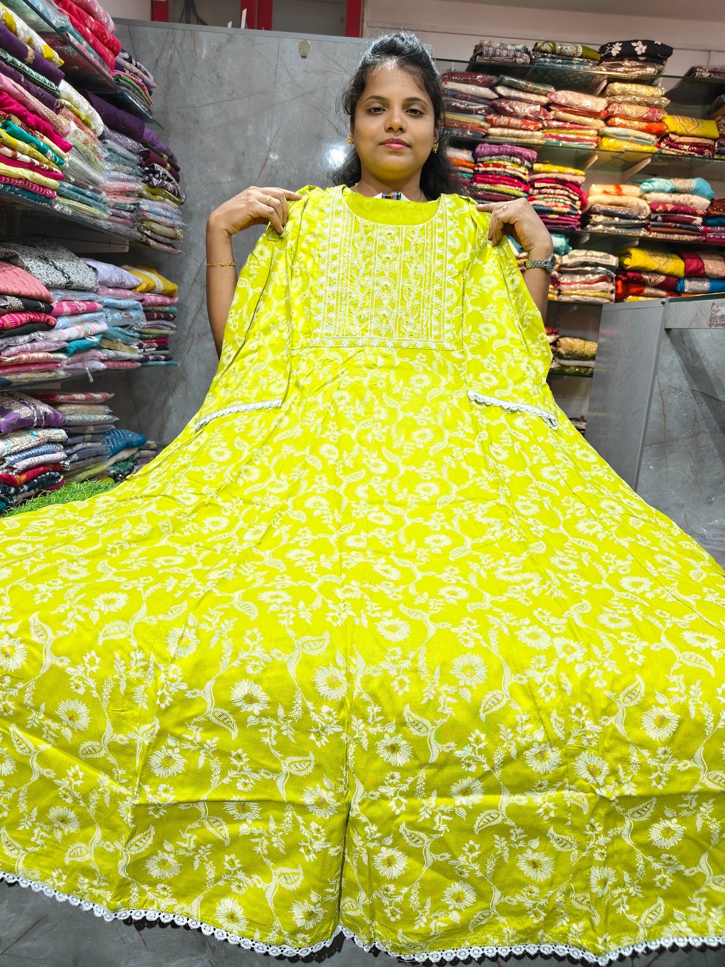 Trending Anarkali Kurti Just 499/- PSUK24