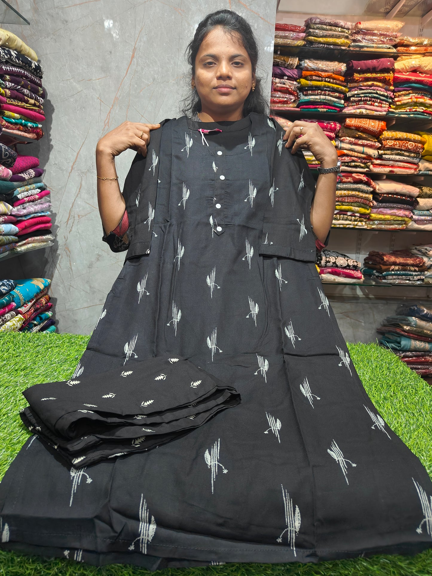 Round-Neck Coord Set for Women – M to XXL | Stylish Casual Co-Ord Set | Just ₹350