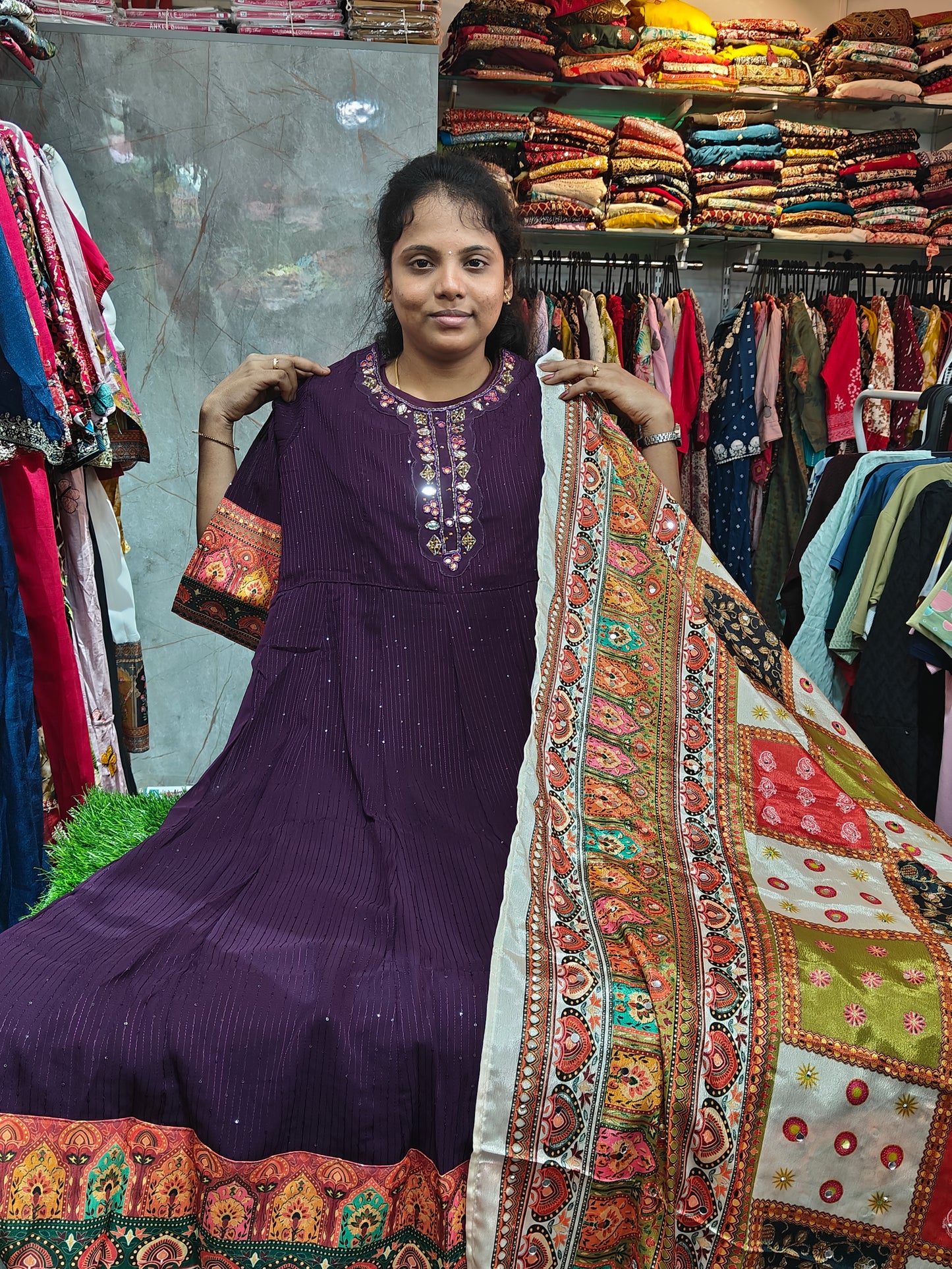 Trendy Anarkali Kurti with Pakistani Shawl – Party & Casual Wear