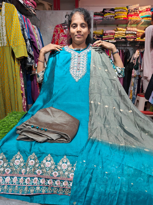 Silk Fabric Women’s Partywear Set – Stylish Festive Outfit – M to XXL – ₹799 – TSS799