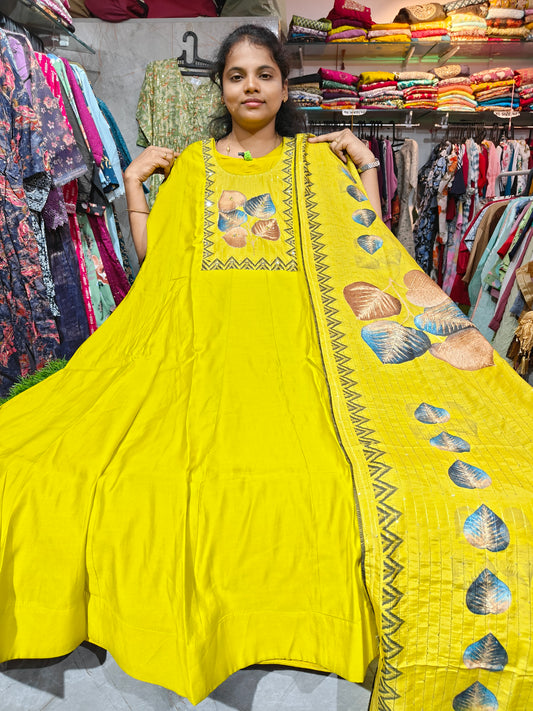 Silk Top with Shawl Set – XL & XXL | Premium Ethnic Wear for Women | ₹699 | STSP699