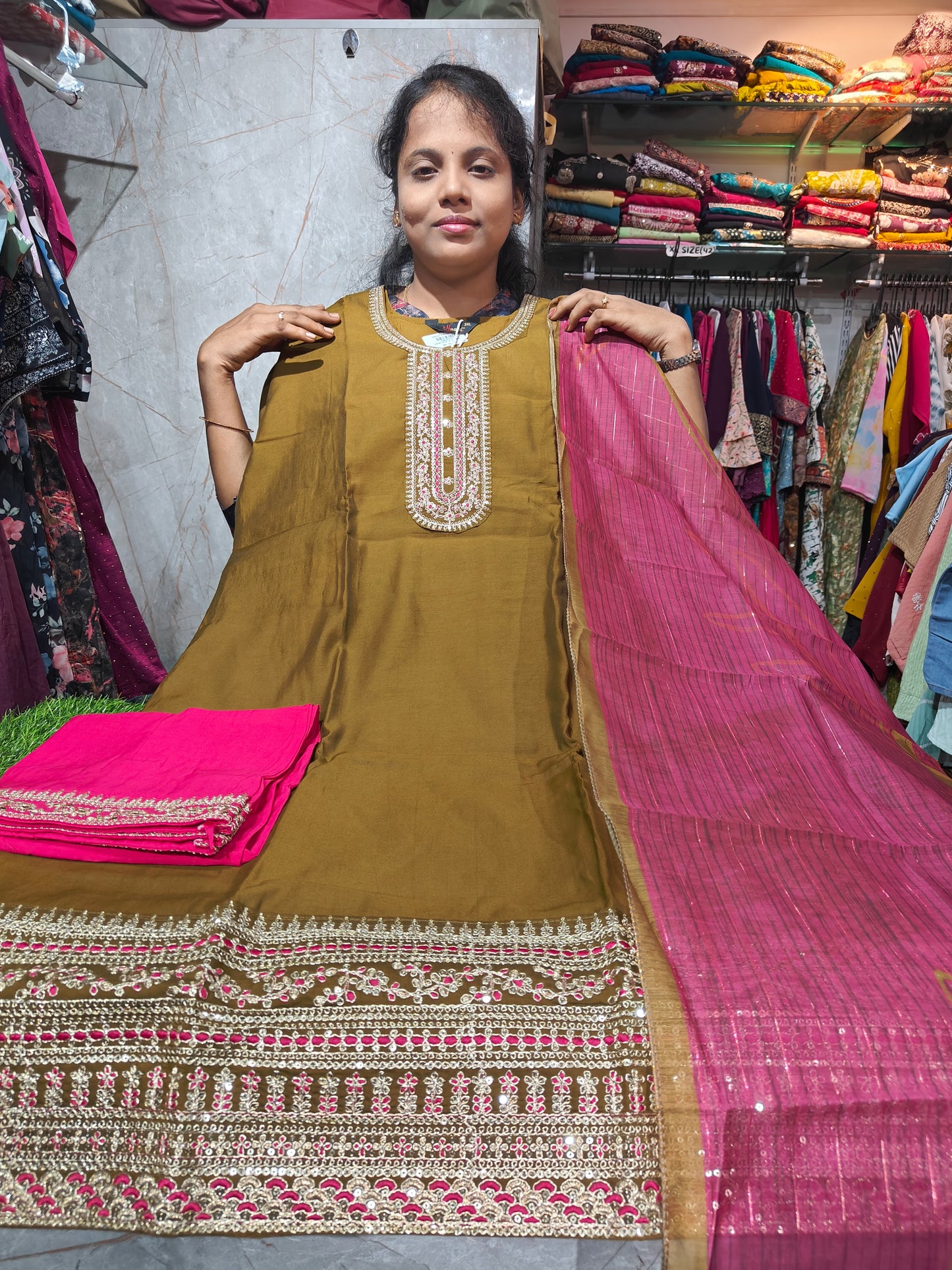Fancy Salwar Set with Heavy Neck & Border Work – Plus Size 3XL to 5XL – PSFS6