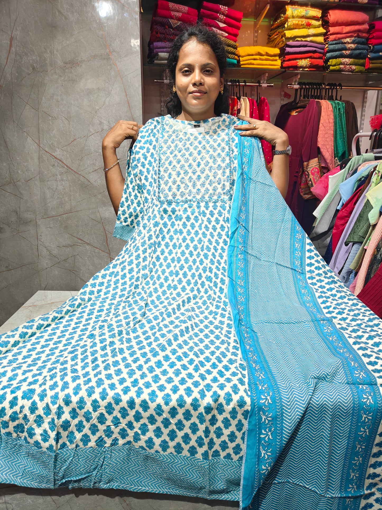 Umbrella Kurtis with Shawl – Mega Clearance Sale Just ₹499 | Keerthi Fashion Store