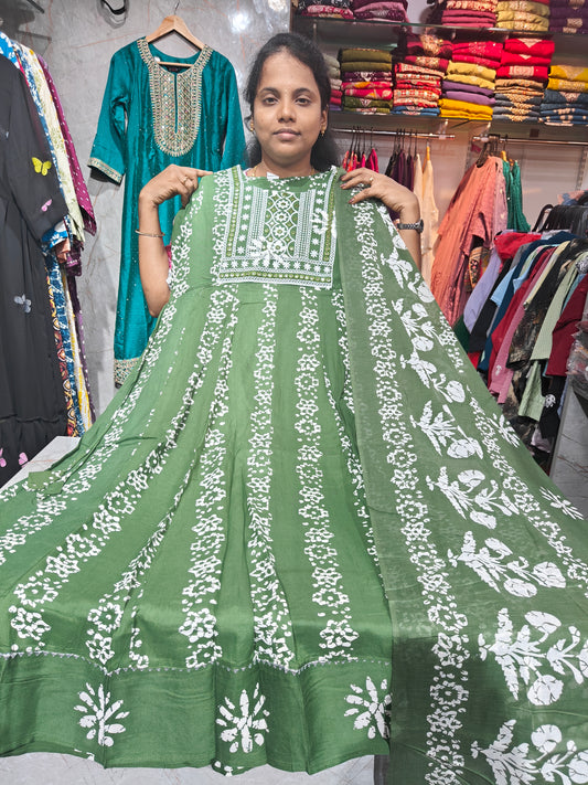 Anarkali Top with Shawl – Cotton Rayon  | Elegant Women’s Wear | ₹649 | RSTS6