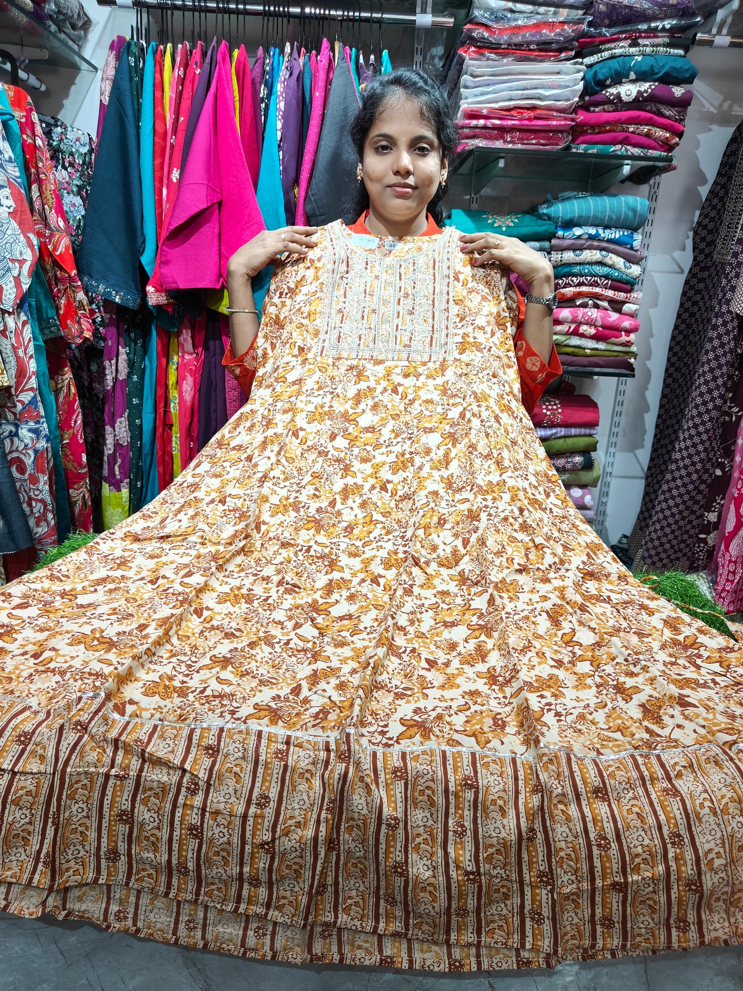 Trending Anarkali Kurti Just 499/- PSUK53