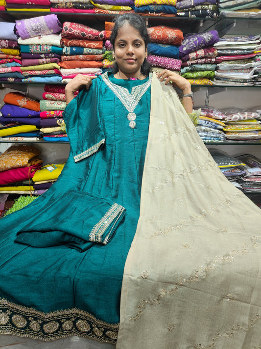 Elegant Plus Size Umbrella Anarkali Partywear Set with Shawl – Festive Top Bottom Set for Women (3XL–5XL) | PSFS44 | ₹949