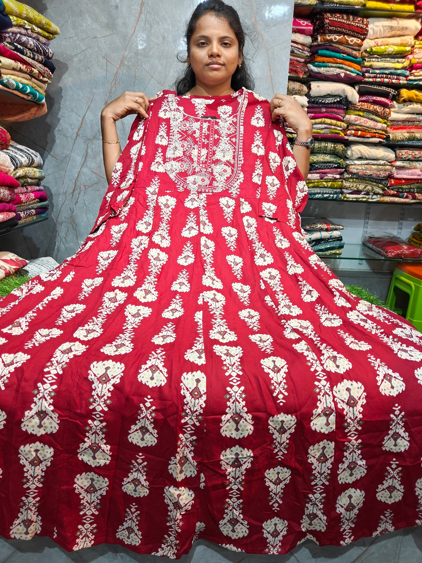 Trending Anarkali Kurti Just 499/- PSUK24